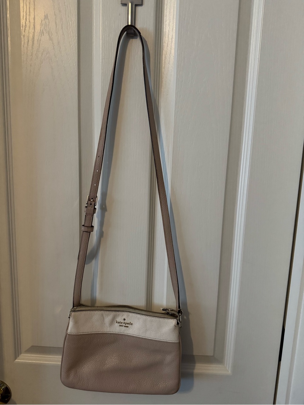 kate spade Two-Tone Taupe and Cream Leather Crossbody Bag